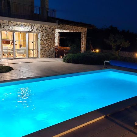 Villa Dora Suzan المظهر الخارجي الصورة