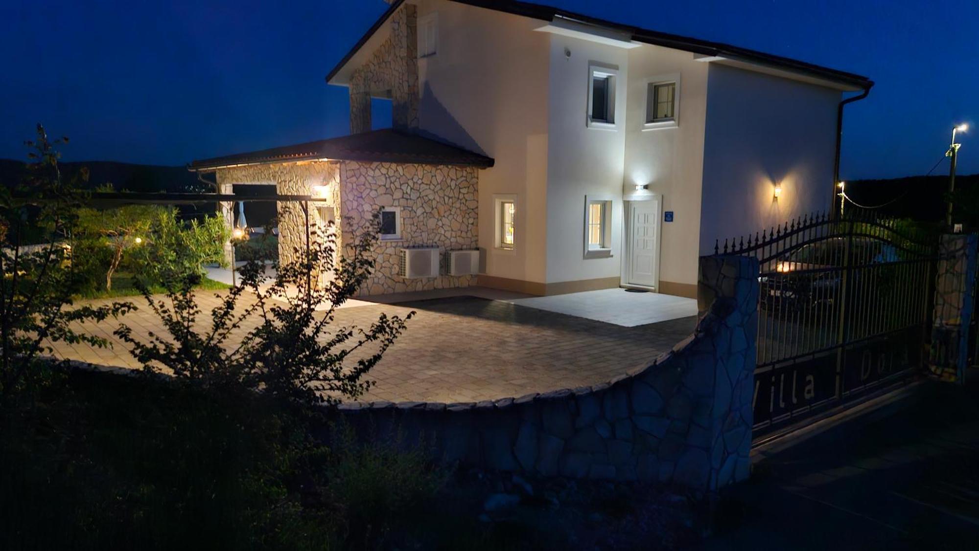 Villa Dora Suzan المظهر الخارجي الصورة