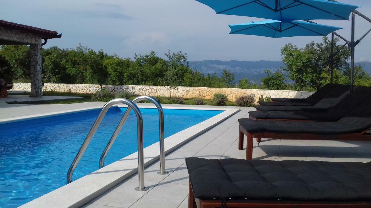 Villa Dora Suzan المظهر الخارجي الصورة