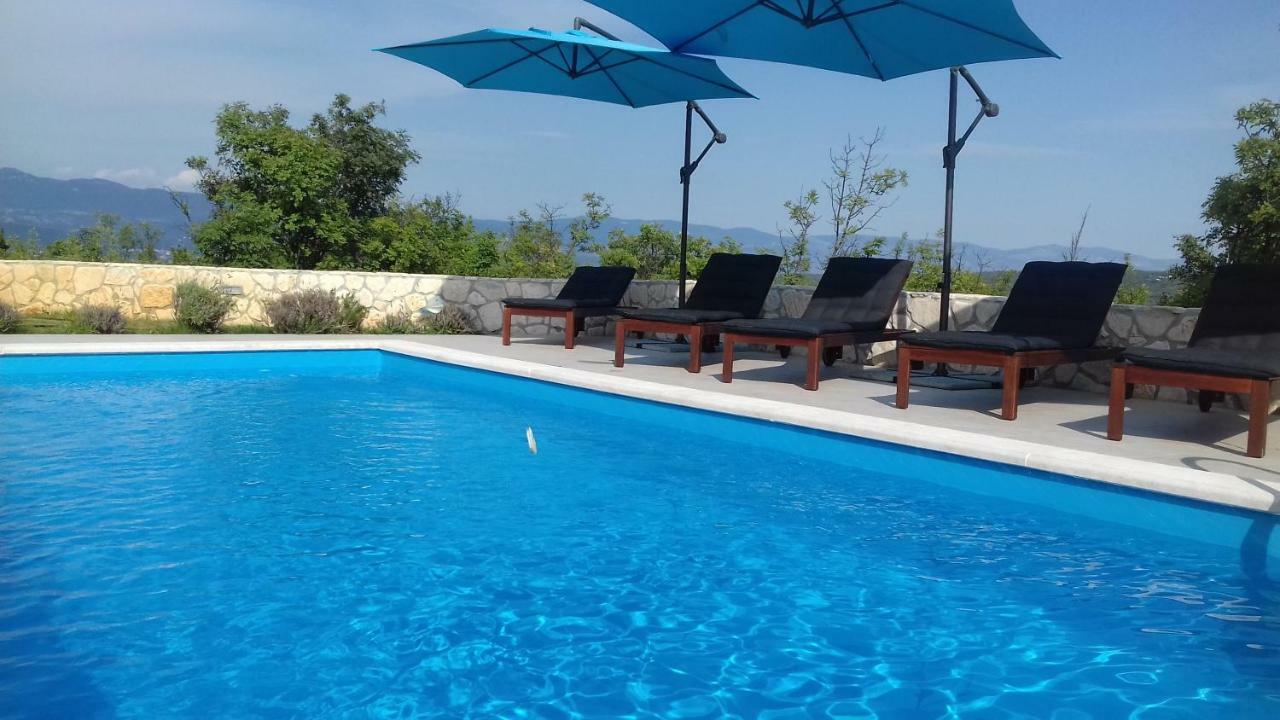 Villa Dora Suzan المظهر الخارجي الصورة